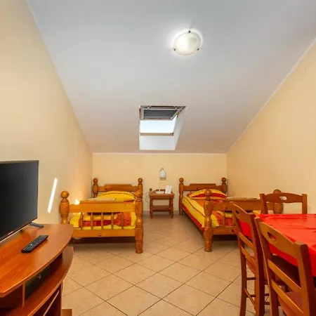 Mario By Guide Apartmán Ika